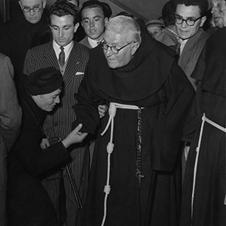 Chiusura A.A. dello studio teologico per laici parlando dei miracoli di Lourdes&#xD;Padova, 2 maggio 1954