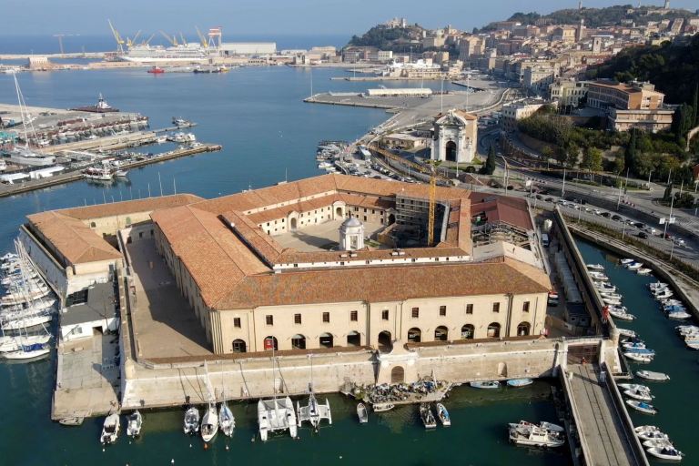Nove idee per il futuro: dirigenti e funzionari presentano i progetti per il Comune di Ancona