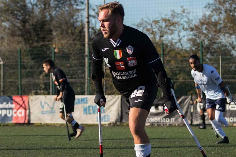 Dall' incidente alla laurea. La rinascita di Lorenzo.