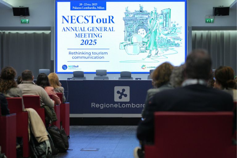 Rethinking Tourism Communication: Storytelling and Conscious Marketing