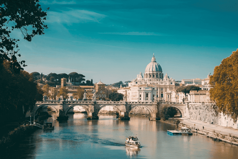 Giubileo 2025. Pratiche di viaggio spirituale e impatto sui territori